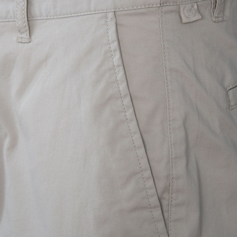 Cotton Slim Hidden Comfort Bermuda Short