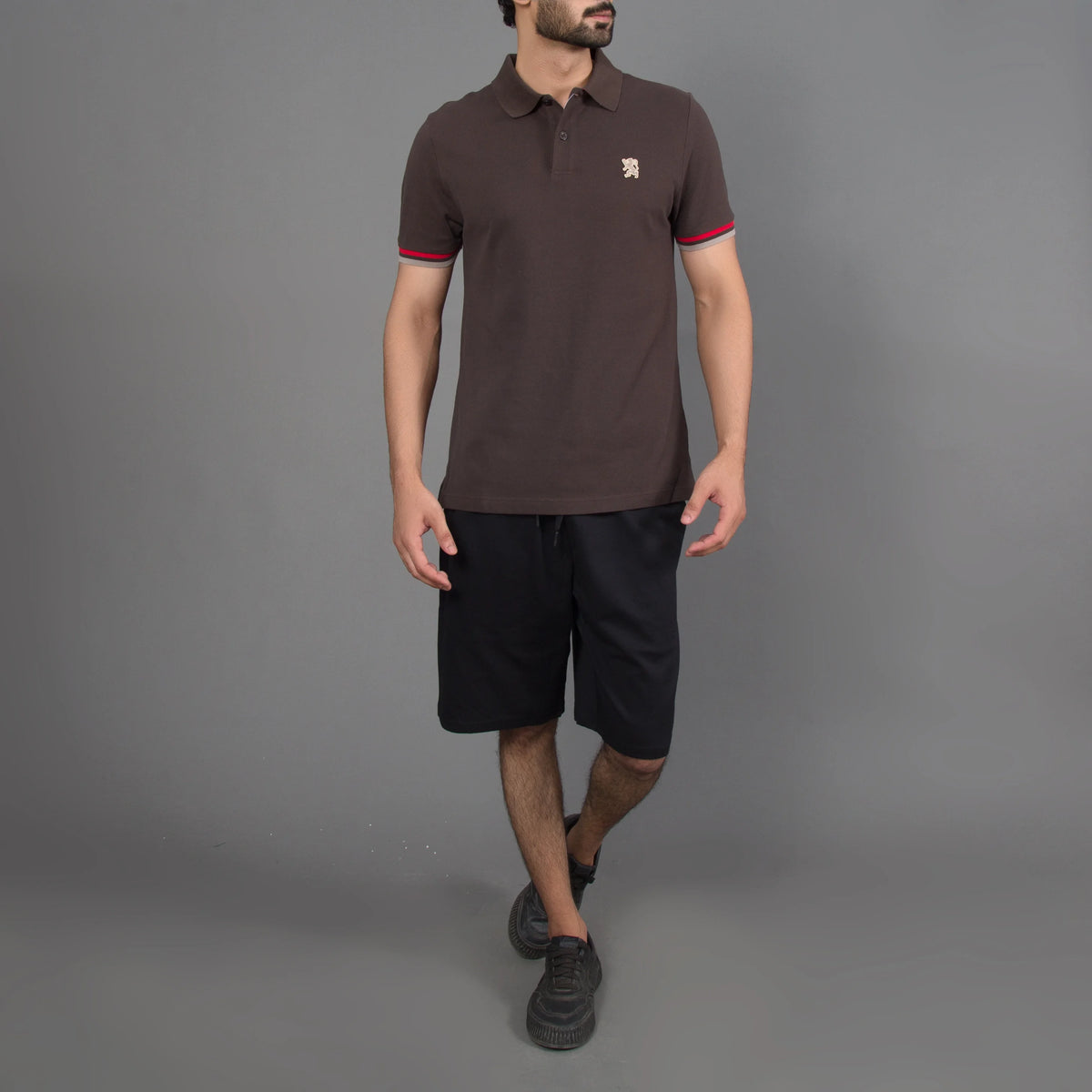 Performance Polo With Small Lion Embroidery (Slim Fit)