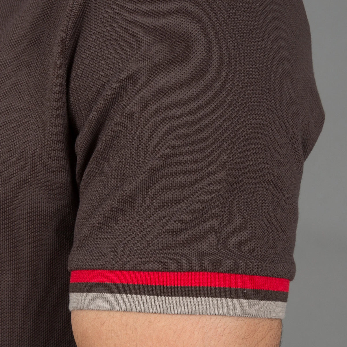 Performance Polo With Small Lion Embroidery (Slim Fit)