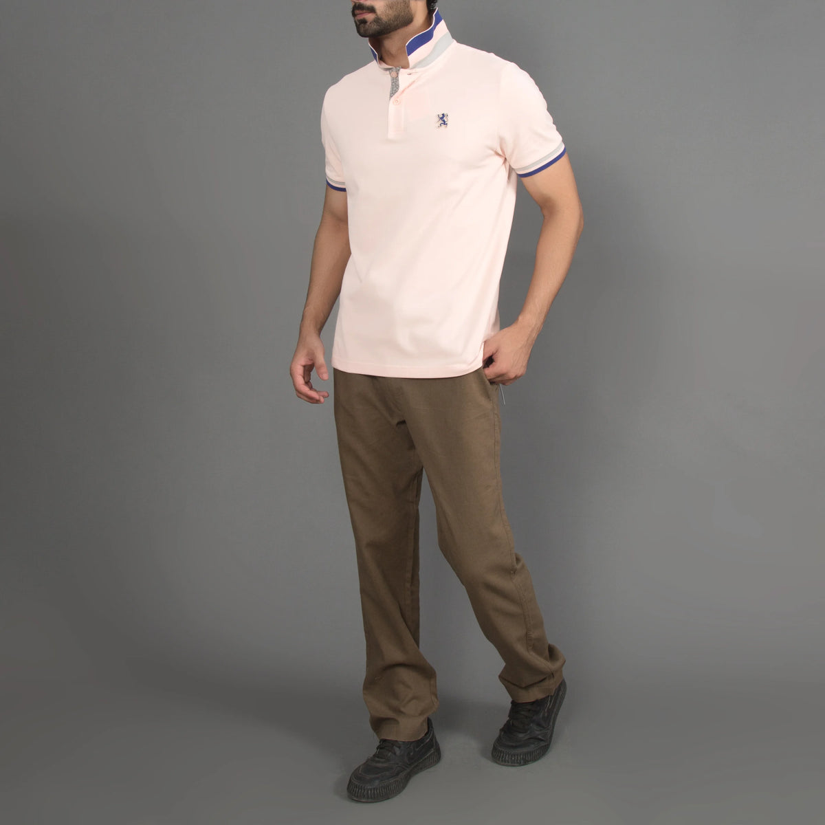 Performance Polo With Small Lion Embroidery (Slim Fit)