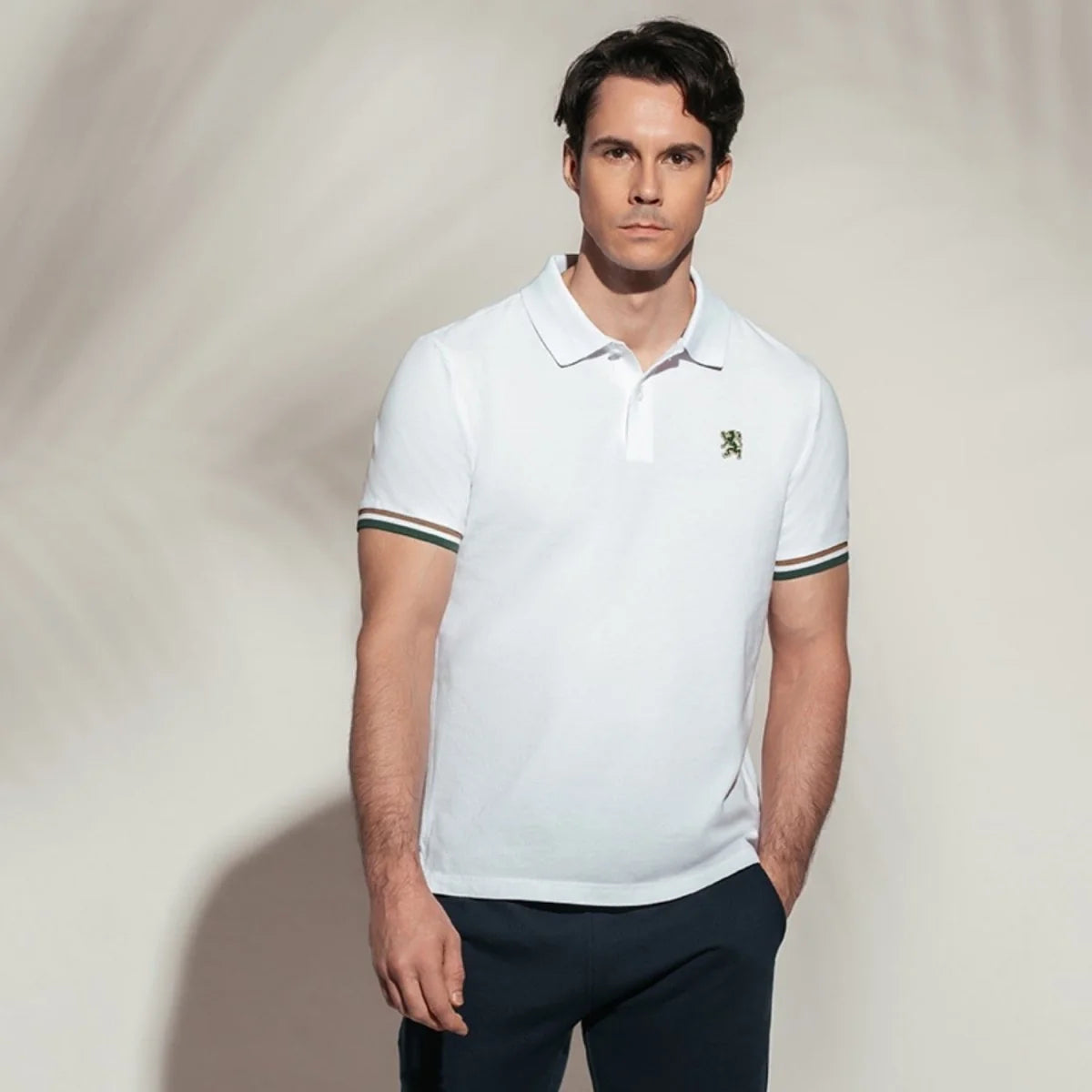 Performance Polo With Small Lion Embroidery (Slim Fit)